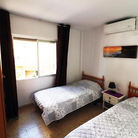 בנידורם Apartment 2 Bedrooms, 250M Levante Beach מראה חיצוני תמונה