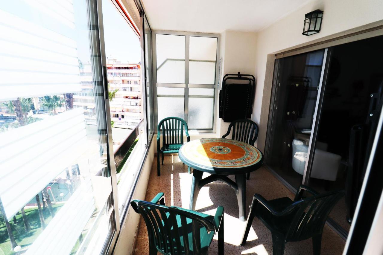 בנידורם Apartment 2 Bedrooms, 250M Levante Beach מראה חיצוני תמונה