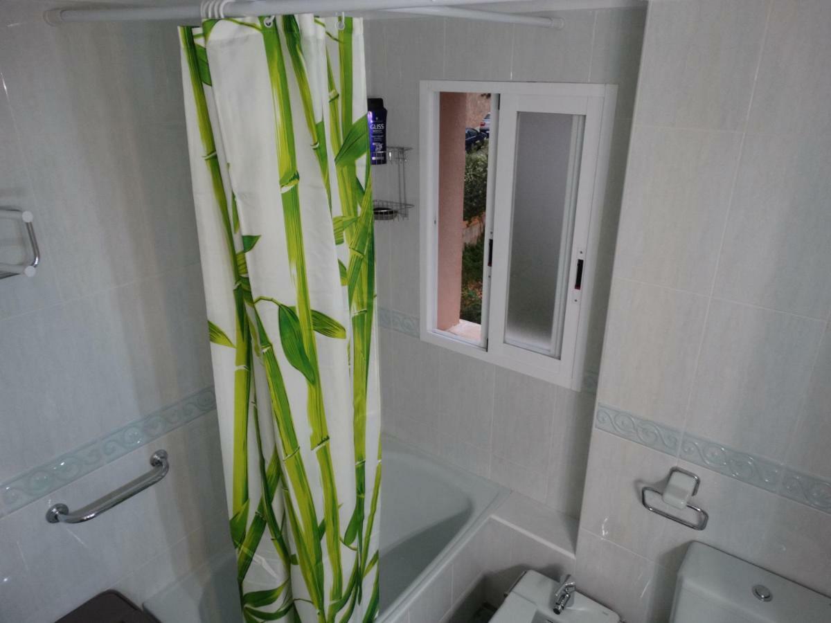 בנידורם Apartment 2 Bedrooms, 250M Levante Beach מראה חיצוני תמונה